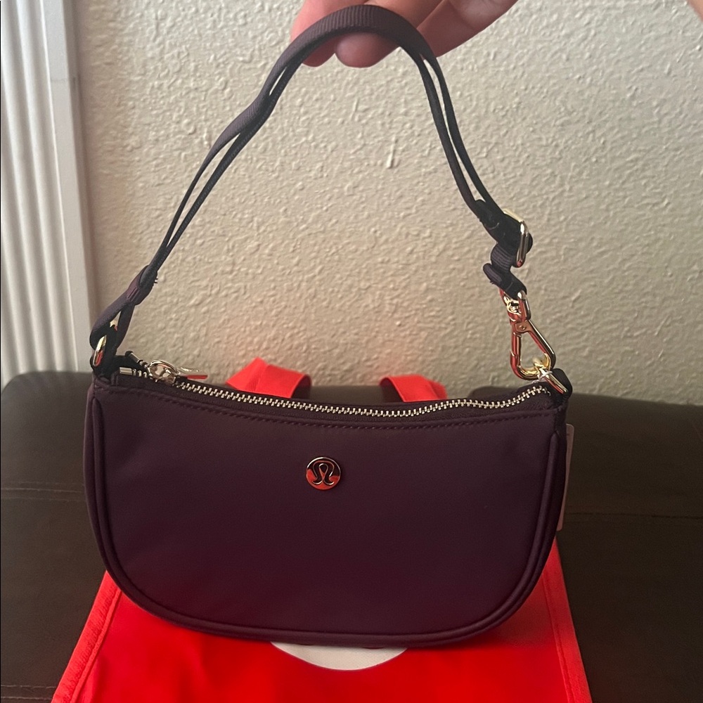 lululemon athletica Dark Purple Shoulder Bag - Picture 3 of 6